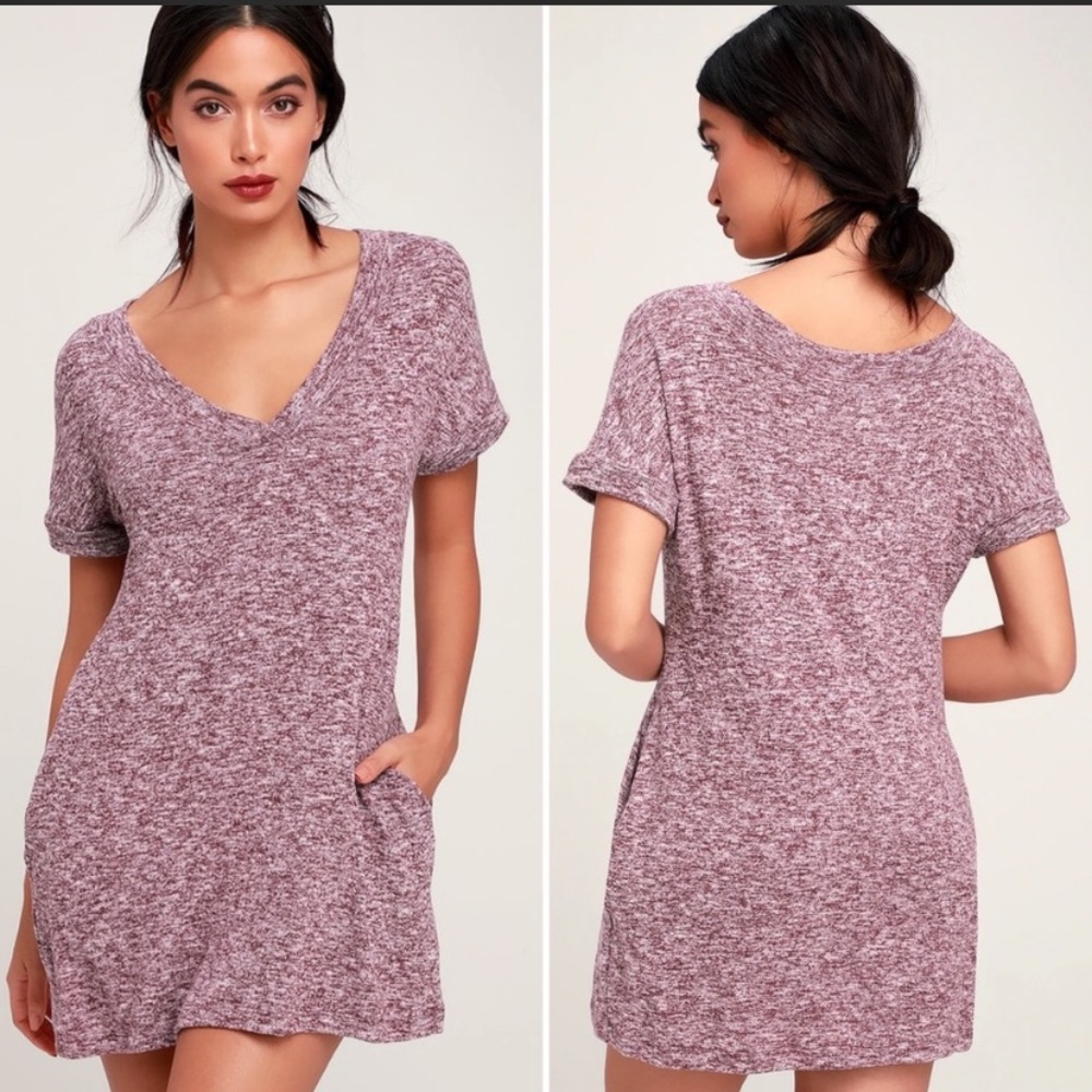 Burgundy Lulu’s short-sleeve shirt dress